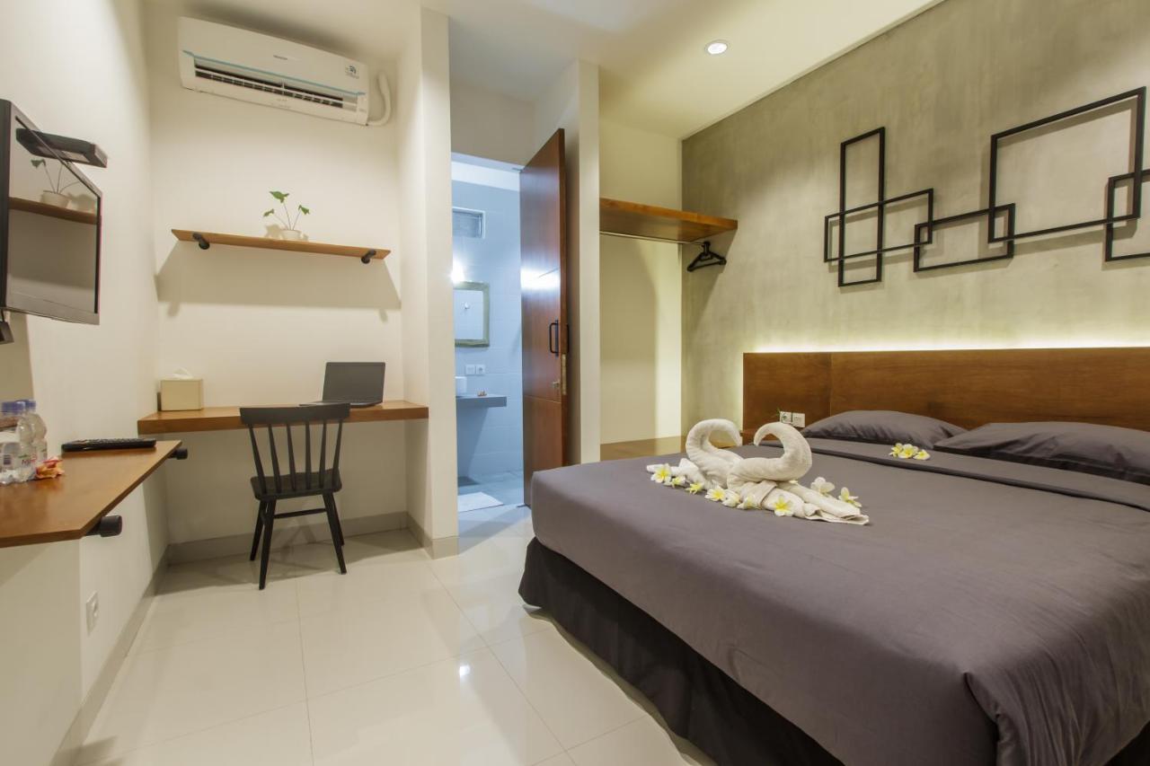 The Jero 18 Kuta Guest House エクステリア 写真