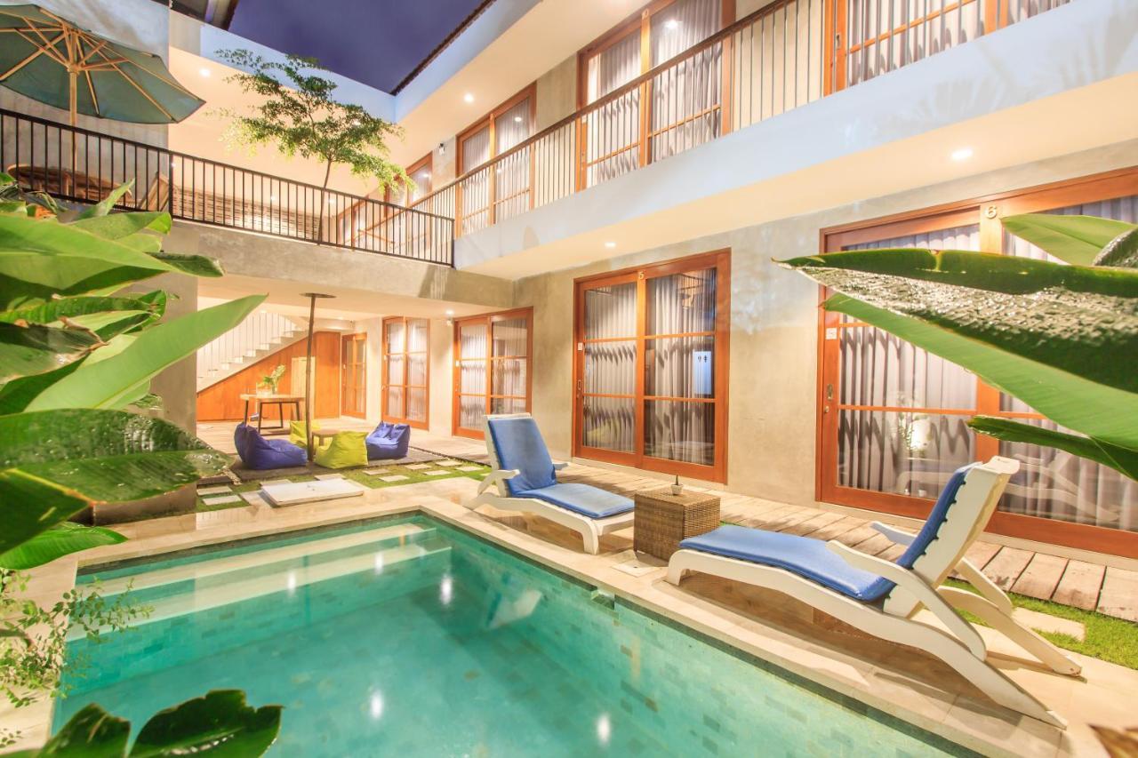 The Jero 18 Kuta Guest House エクステリア 写真