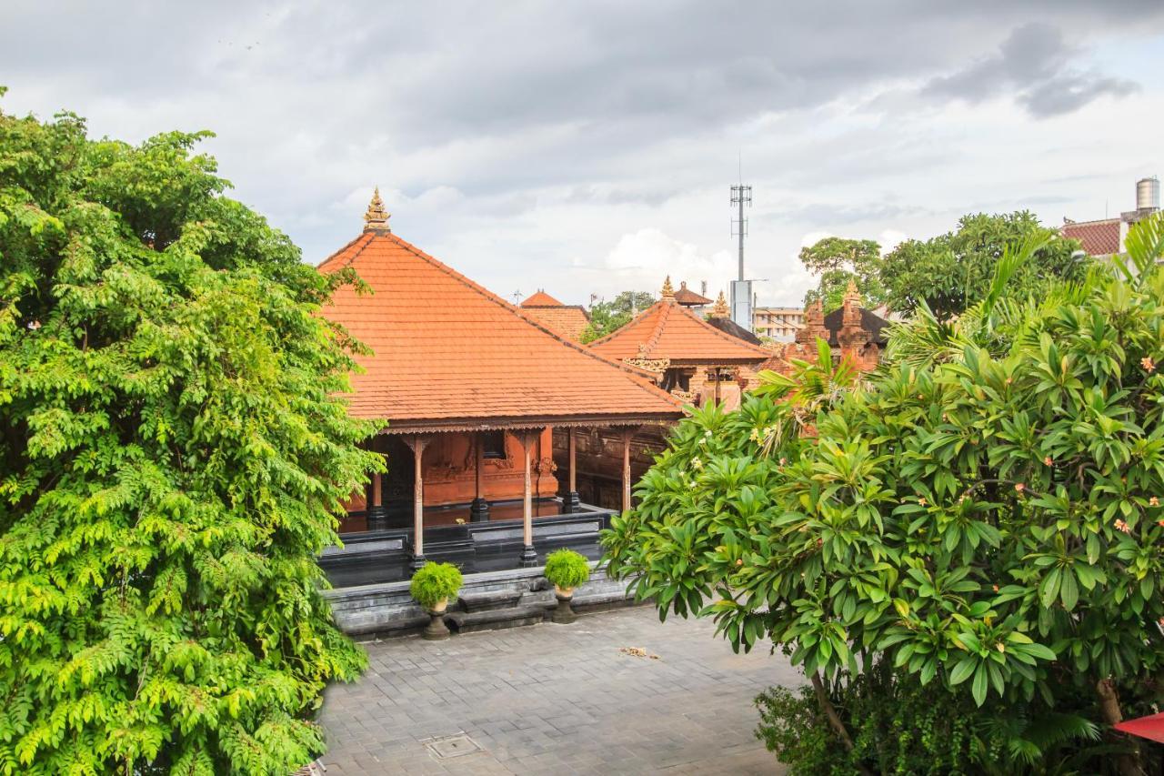 The Jero 18 Kuta Guest House エクステリア 写真